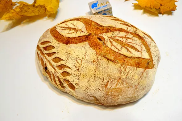 Pirin kruh z Manitoba moko