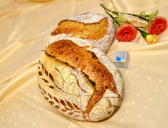 Beli kruh z lanom in sezamom 3