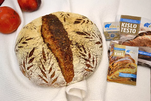 Mesan pirin kruh s semeni_Fala Kislo Testo 1